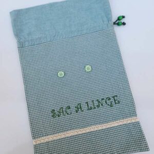 Sac à linge brodé artisanal