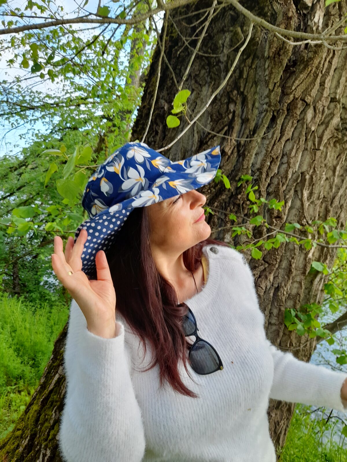 Chapeau d'été imprimé iris