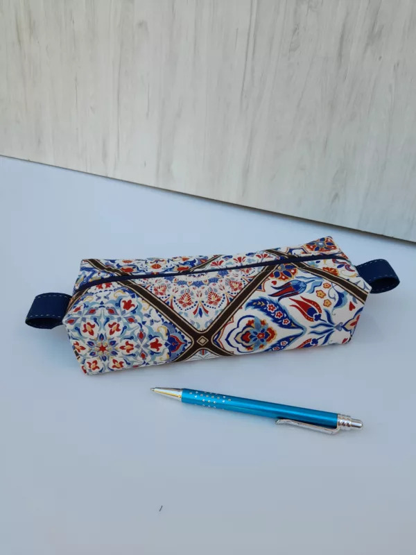 Trousse tout tissu