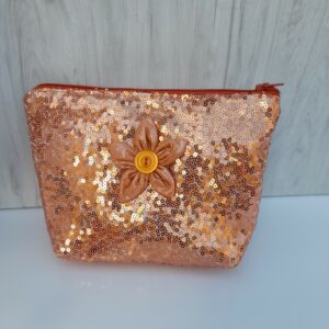 Trousse sequin