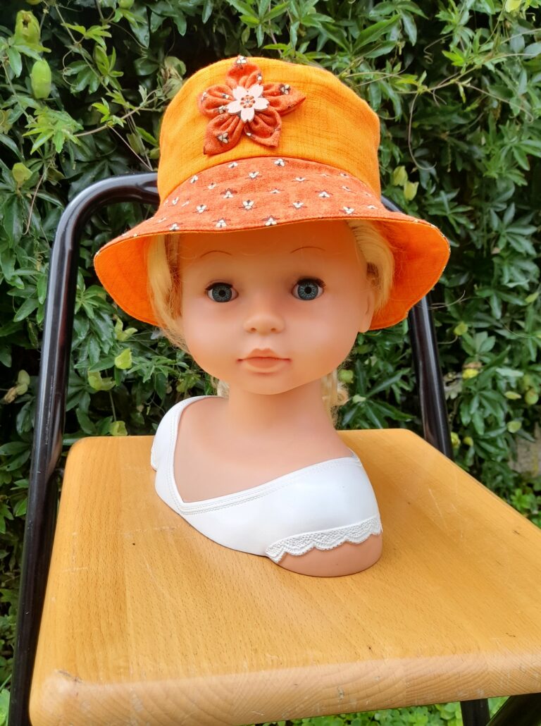 Chapeau fille orange