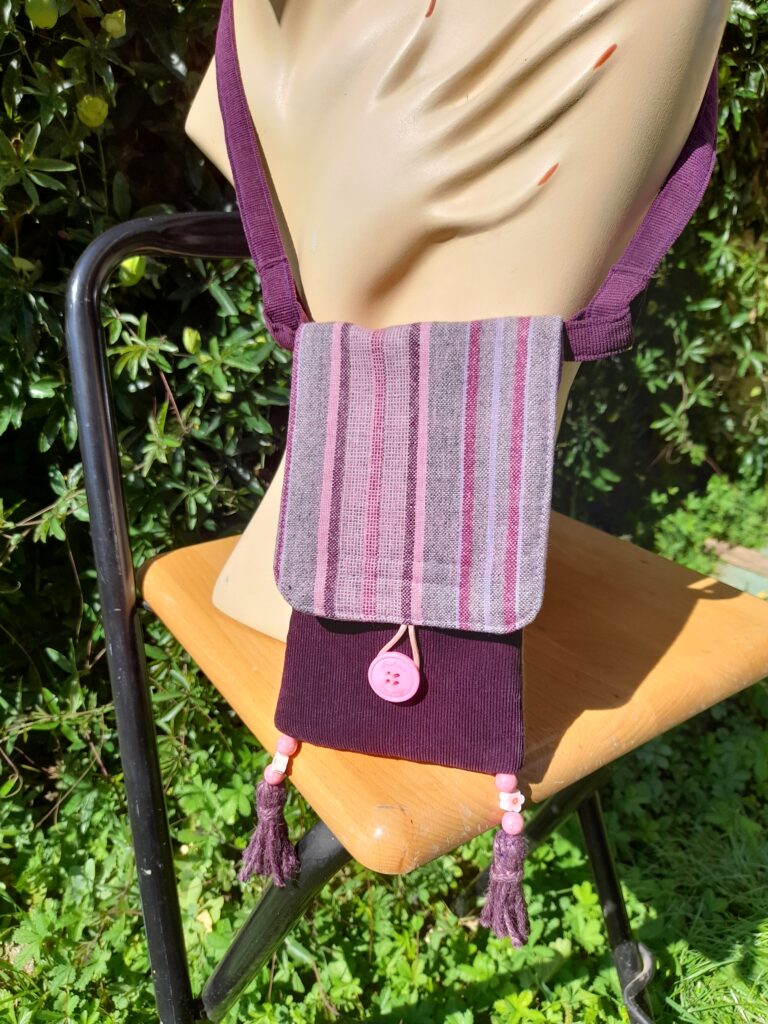 Pochette portable mauve