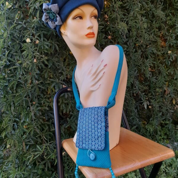 Pochette portable bleue