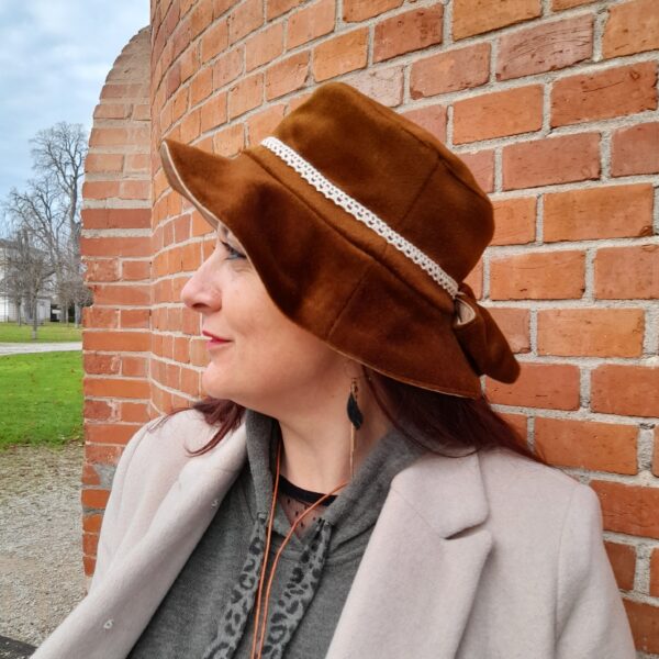 Chapeau marron tendance
